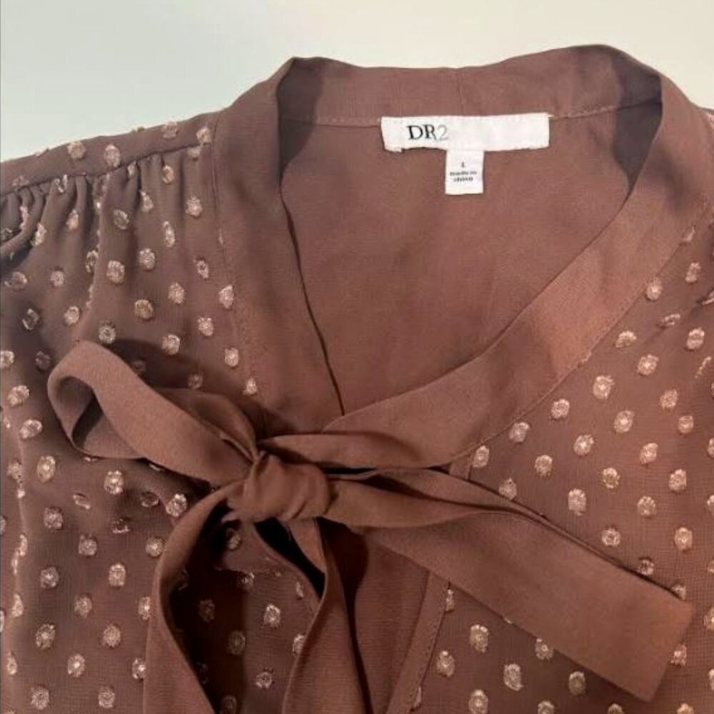 DR2 Sleeveless Blouse Size L